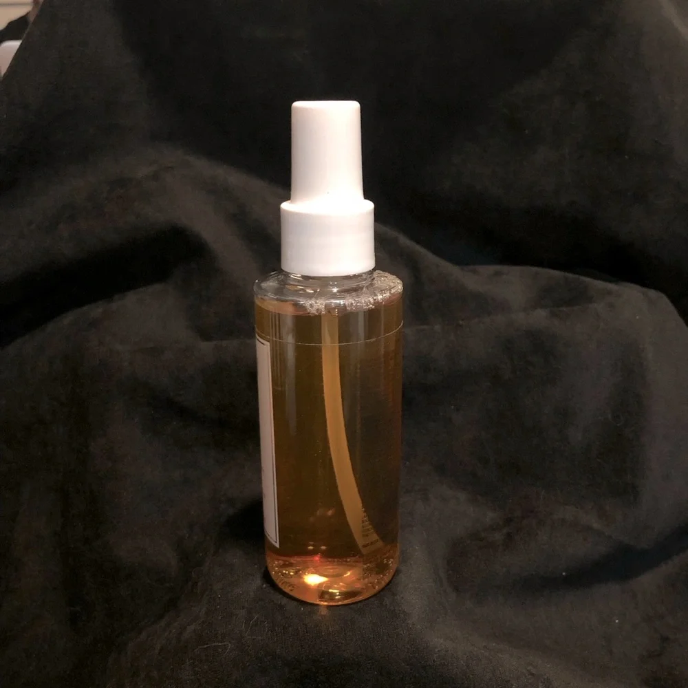 New Ouai Wave Spray 4.9oz/145mil